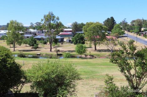 Property photo of 8 Leslie Parade Stanthorpe QLD 4380