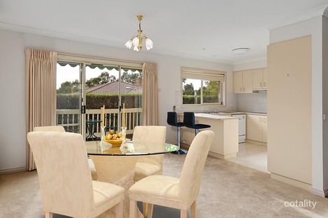 Property photo of 2/238 Greenslopes Drive Templestowe Lower VIC 3107