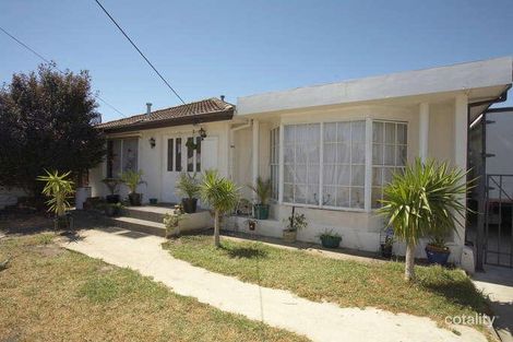 16 Beverley St, Kings Park, VIC 3021