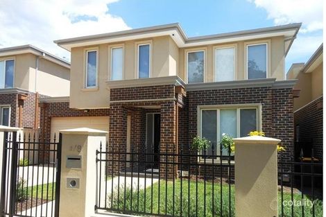 Property photo of 2/8 Grenfell Road Mount Waverley VIC 3149