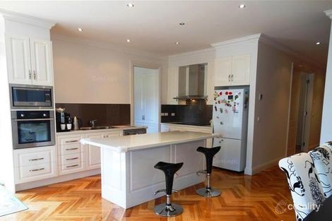 Property photo of 2/8 Grenfell Road Mount Waverley VIC 3149