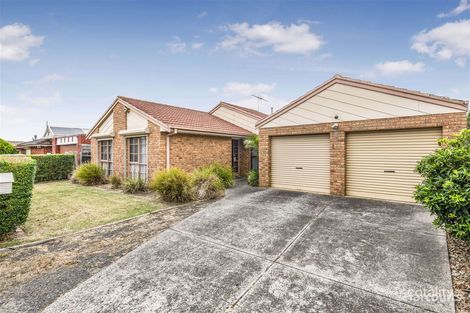 Property photo of 3 Elda Court Cranbourne North VIC 3977