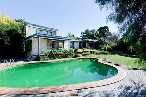 Property photo of 17 Jelbart Street Mawson ACT 2607