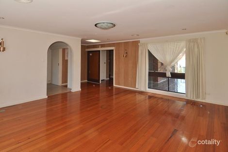 Property photo of 1 Avon Close Deer Park VIC 3023