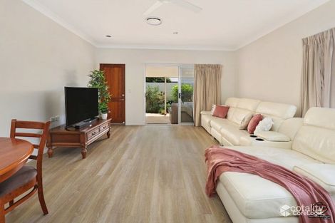 Property photo of 15/2 Grand Parade Parrearra QLD 4575