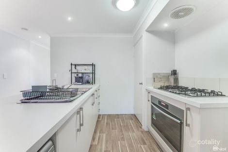Property photo of 20 Guraga Way Byford WA 6122