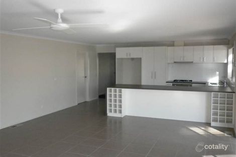 Property photo of 5 Dominic Mews Somerville VIC 3912