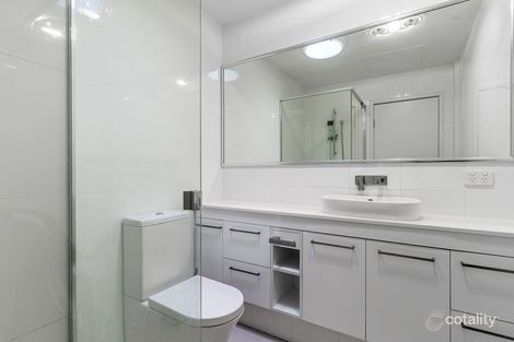 Property photo of 13/27 Newdegate Street Greenslopes QLD 4120