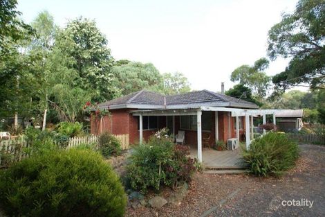 Property photo of 24 Lusatia Park Road Woori Yallock VIC 3139