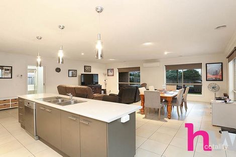Property photo of 8 Tree Street Waurn Ponds VIC 3216