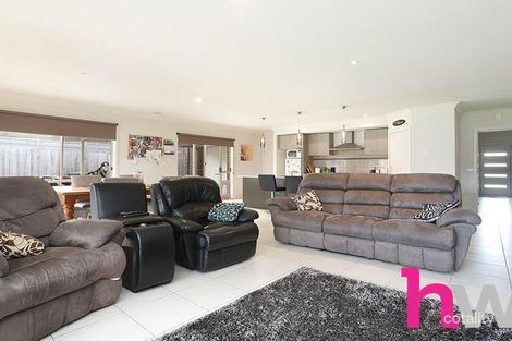 Property photo of 8 Tree Street Waurn Ponds VIC 3216