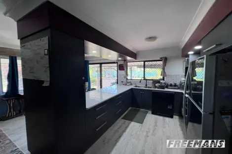 Property photo of 156 Lilian Ellesmere QLD 4610