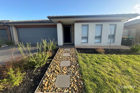 33 Stonefly Cct, Weir Views, VIC 3338