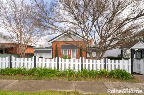 52 Flinders St, Turvey Park, NSW 2650