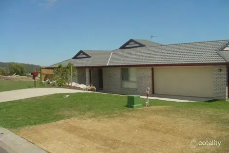 19 Cuttaburra Cres, Glenvale, QLD 4350