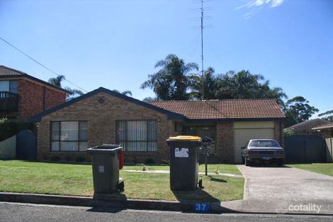 37 Amundsen Ave, Shoalhaven Heads, NSW 2535
