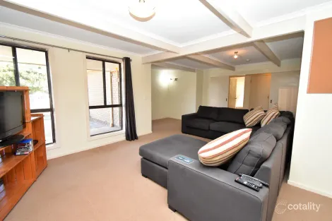 Property photo of 33 Nickless Street Chiltern VIC 3683