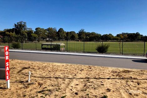 Property photo of 18 Sawyer Way Salter Point WA 6152