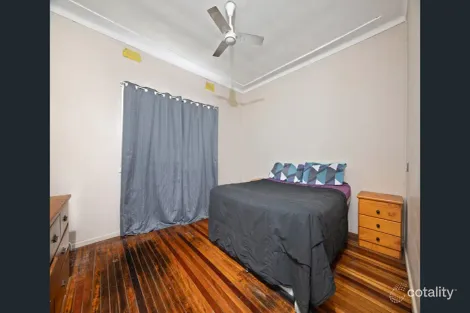 Property photo of 2 Cobham Street Ingleburn NSW 2565