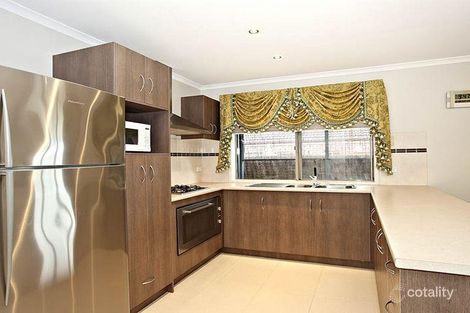 Property photo of 11 Elphin Close Lynbrook VIC 3975