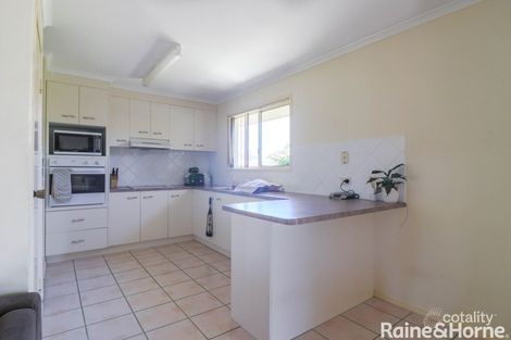 Property photo of 2 Spoonbill Way Eli Waters QLD 4655