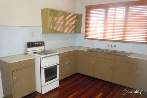 Property photo of 3 Dinmore Street Dinmore QLD 4303