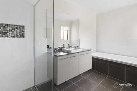 Property photo of 4 Candlenut Street Ripley QLD 4306