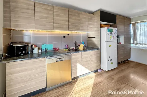 Property photo of 2 Macarthur Drive Cranbourne VIC 3977