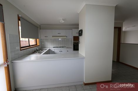 Property photo of 20 Songlark Crescent Werribee VIC 3030