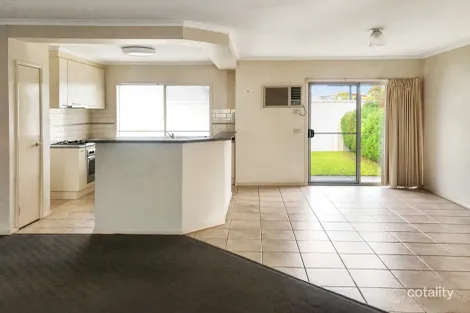 Property photo of 2/8 Glenlyon Avenue Shepparton VIC 3630