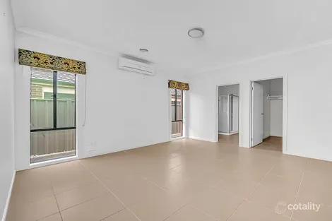 Property photo of 59 Challenger Circuit Cranbourne East VIC 3977