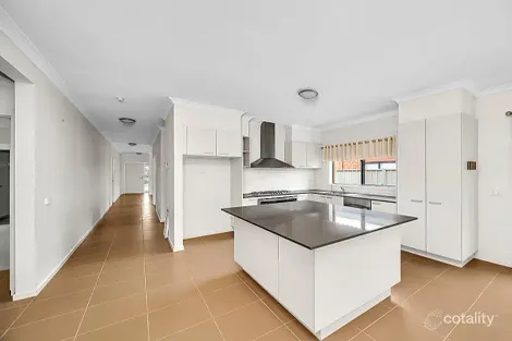 Property photo of 59 Challenger Circuit Cranbourne East VIC 3977