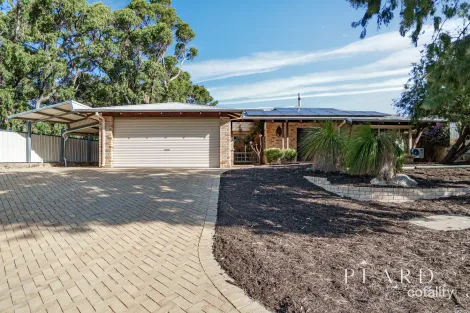 27 Newport Gdns, Hillarys, WA 6025