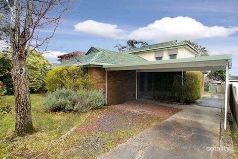 5 Holly Green Dr, Wheelers Hill, VIC 3150