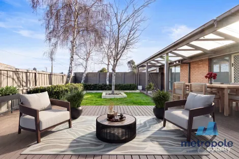 2 Hawthorn Ct, Carrum Downs, VIC 3201