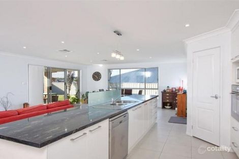 Property photo of 16 Dundale Crescent Estella NSW 2650