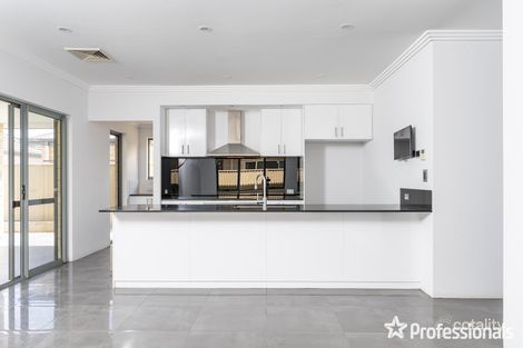 Property photo of 5 Tullis Grove Southern River WA 6110