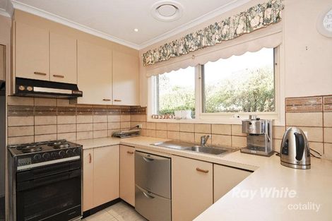 Property photo of 23 Fonteyn Drive Wantirna South VIC 3152
