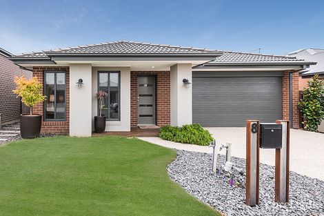 Property photo of 8 Ringtail Close Botanic Ridge VIC 3977