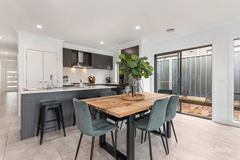 Property photo of 8 Ringtail Close Botanic Ridge VIC 3977
