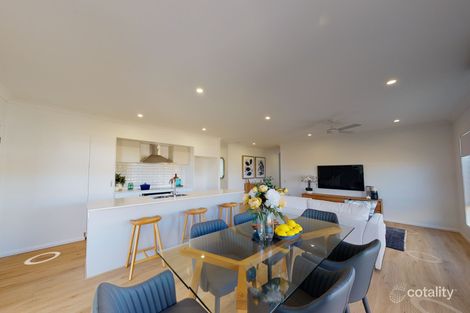 Property photo of Lucerne Crescent Newborough VIC 3825