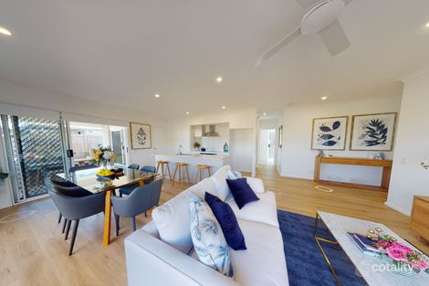 Property photo of Lucerne Crescent Newborough VIC 3825