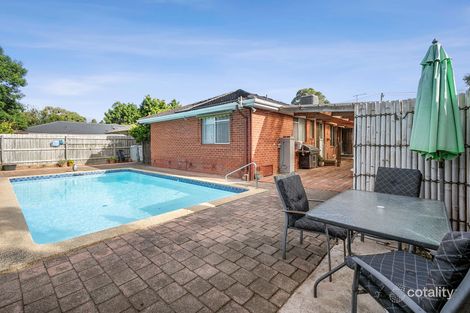 Property photo of 17 Naranga Crescent Frankston VIC 3199