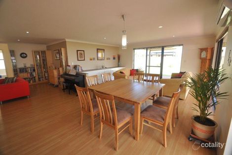 Property photo of 17 Sewell Road Dalyellup WA 6230