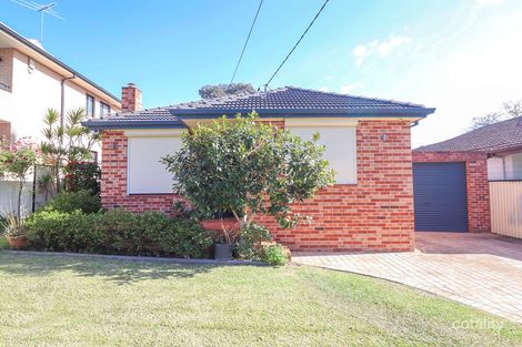 8 Tempe St, Greenacre, NSW 2190