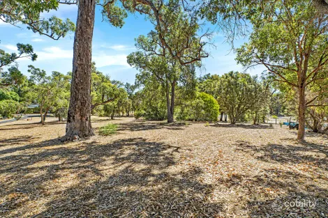 18 Heathridge Rd, Gelorup, WA 6230