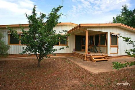 4 Lee St, Clare, SA 5453