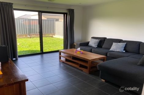 Property photo of 6 Wispering Circuit Kilmore VIC 3764