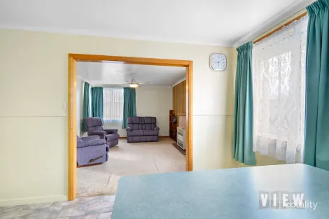 Property photo of 2 Maple Crescent Wynyard TAS 7325