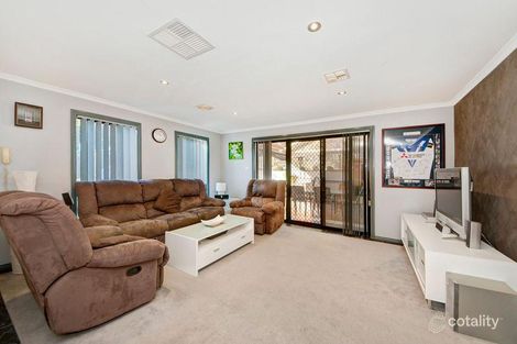 Property photo of 13 Kennedy Avenue Jerrabomberra NSW 2619